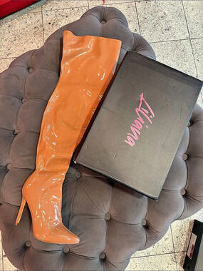 Patent Leather Pointed-Toe Boots in Like New